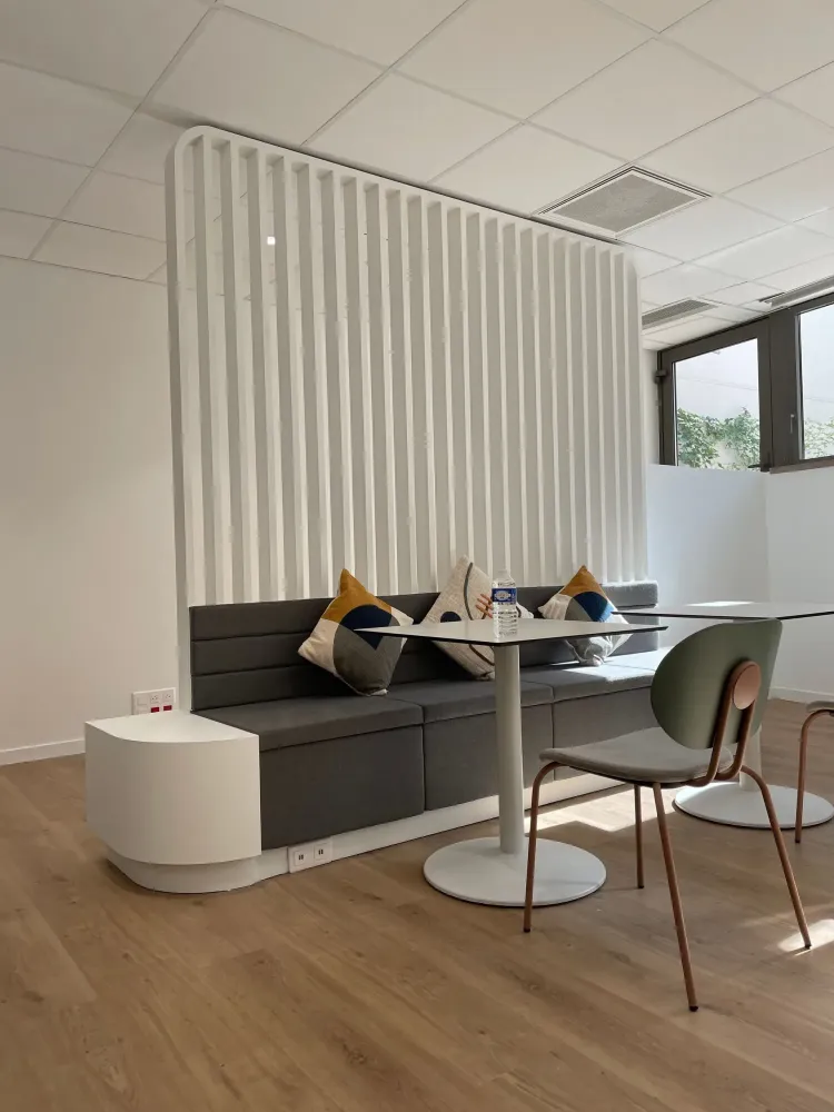 Aménagement intérieur d'entreprise à Tuffé Val de la Chéronne
